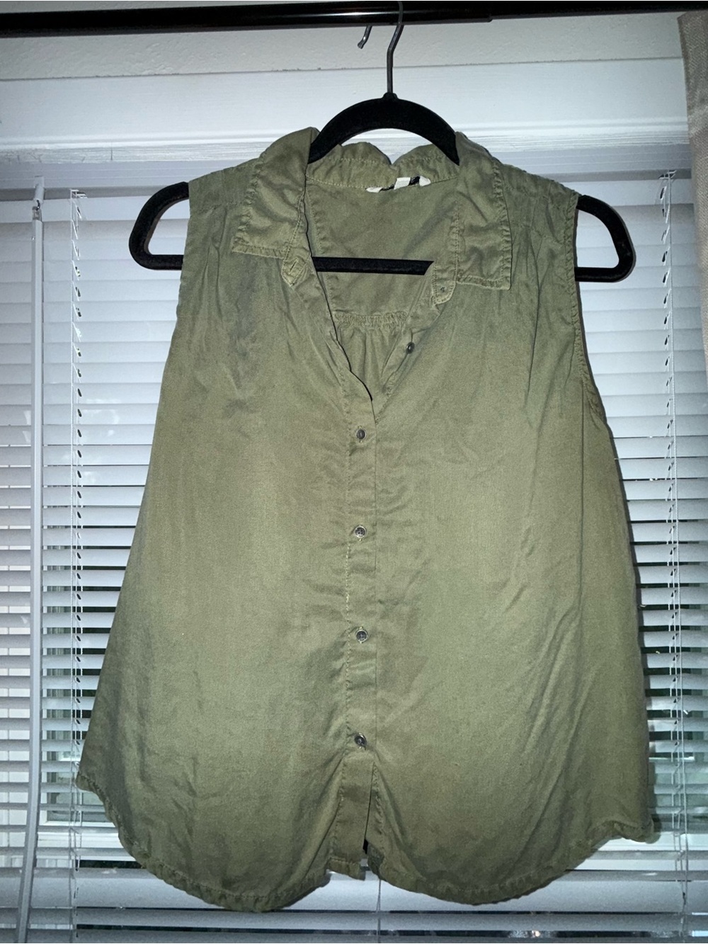 Calvin Klein Sleeveless Button-Front Women's Top in Olive Green